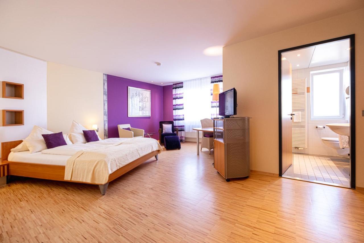 Hotel Am Froschbaechel Buhl Bagian luar foto