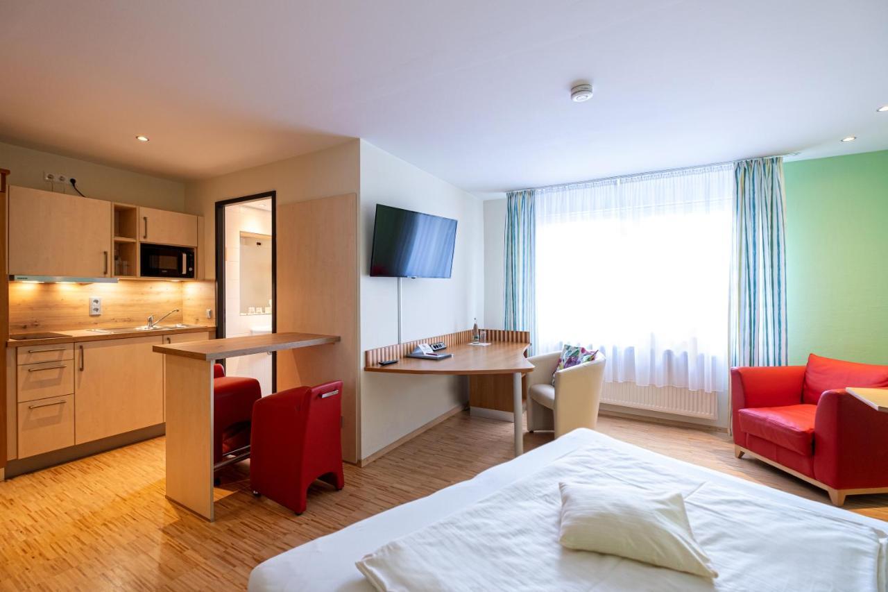 Hotel Am Froschbaechel Buhl Bagian luar foto