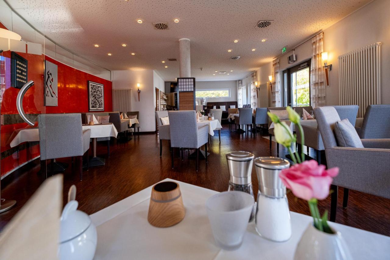 Hotel Am Froschbaechel Buhl Bagian luar foto