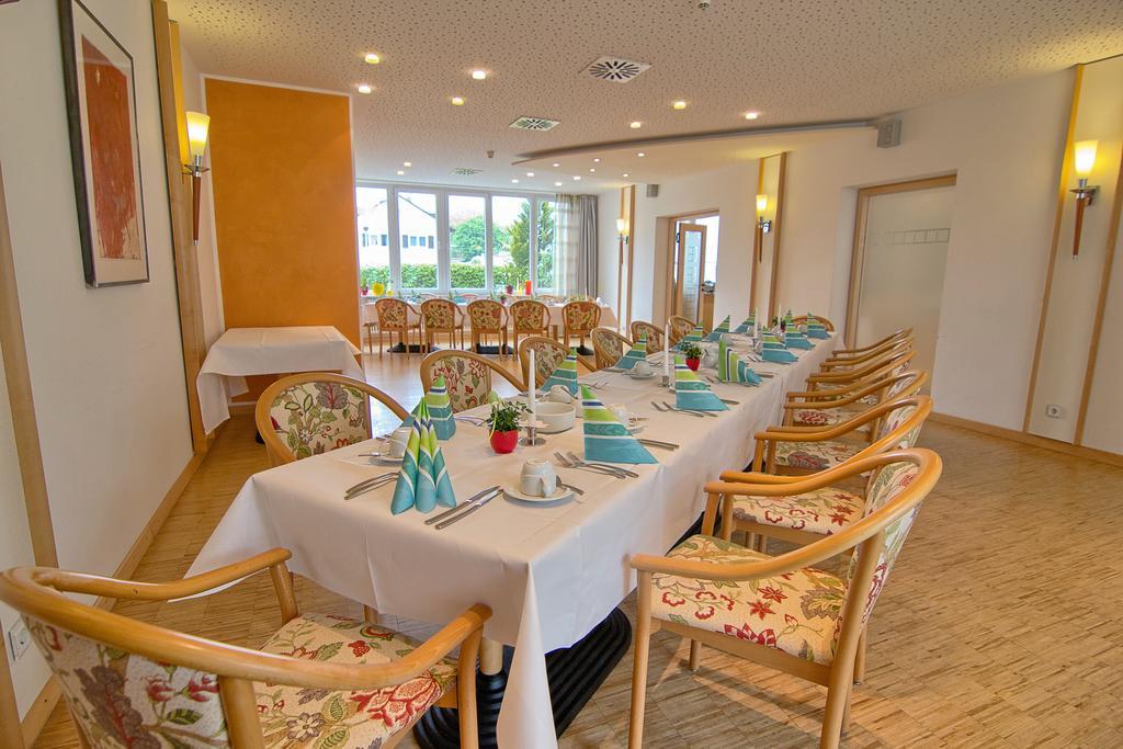 Hotel Am Froschbaechel Buhl Bagian luar foto