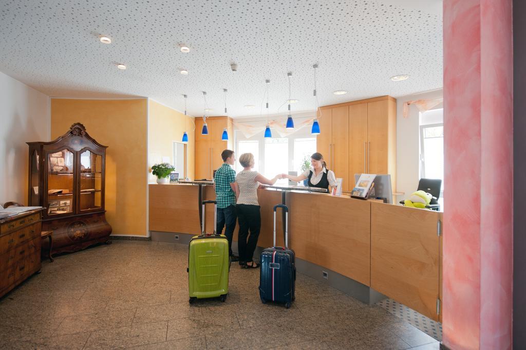 Hotel Am Froschbaechel Buhl Bagian luar foto